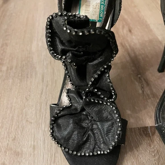 NWOB Steve Madden Luxe Open Toe Heels - Picture 2 of 8